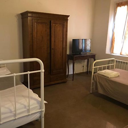 La Sosta Camere & Appartamenti San Felice sul Panaro Exteriör bild